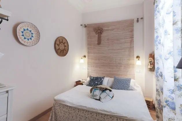 Tek Büyük Yataklı Oda, Ortak Banyo