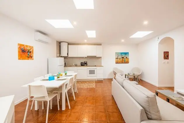 Apart Daire, 3 Yatak Odası, Havuz Kenarı