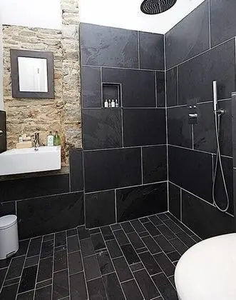 Tek Büyük Yataklı Oda (Room1)