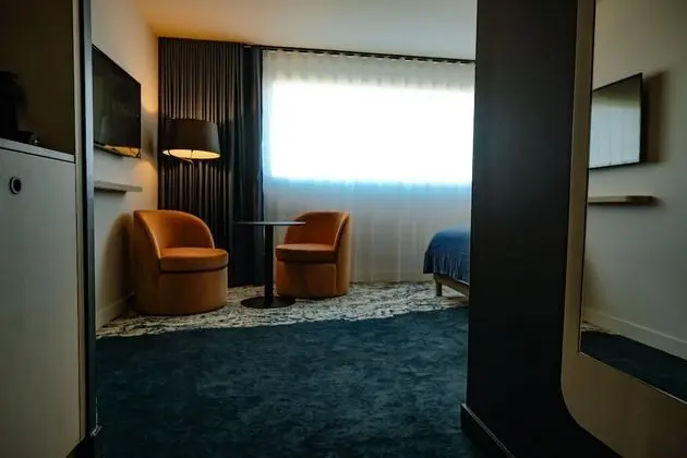 Comfort Tek Büyük Yataklı Oda