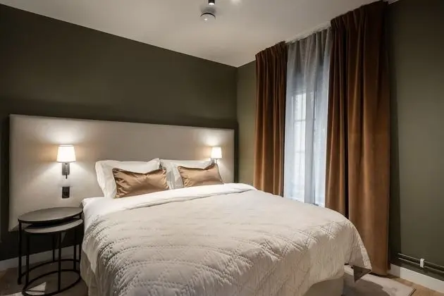 Deluxe 4 beds