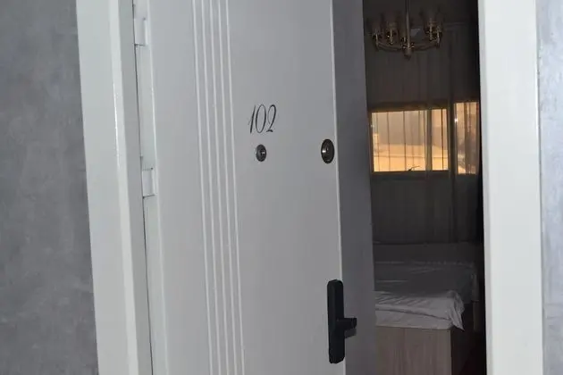 Basic Tek Kişilik Oda, 1 Tek Kişilik Yatak, Buzdolabı, Şehir Manzaralı (Single Room)