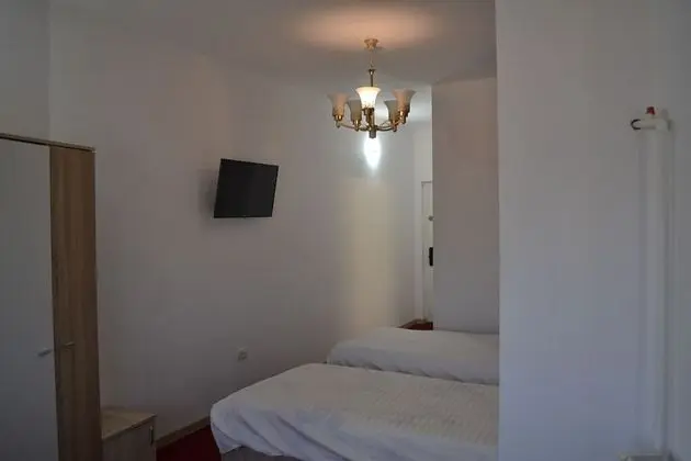 Basic Tek Kişilik Oda, 1 Tek Kişilik Yatak, Buzdolabı, Şehir Manzaralı (Single Room)