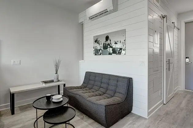 Standard Oda, 1 En Büyük (King) Boy Yatak, Kısmi Manzaralı