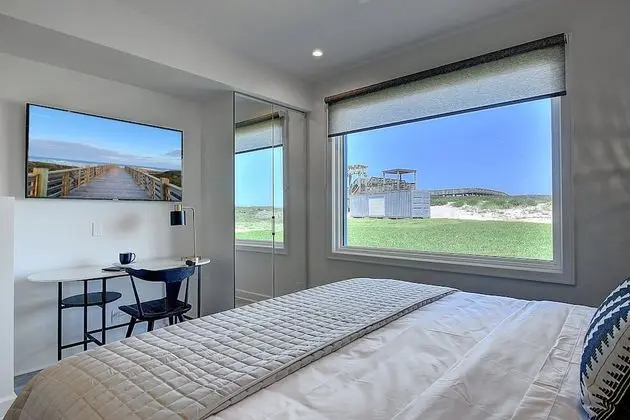 Standard Oda, 1 En Büyük (King) Boy Yatak, Kısmi Manzaralı