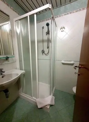 Standard Dört Kişilik Oda