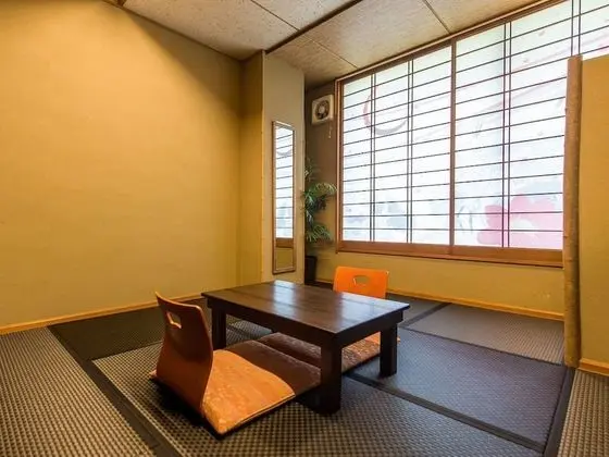 Traditional Oda, Sigara İçilmez, Nehir Manzaralı (Japanese Style)