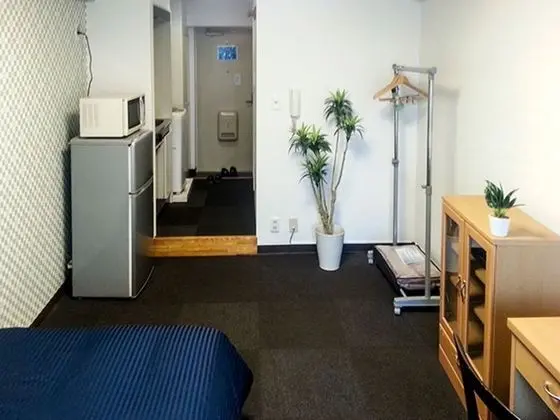 Tek Kişilik Oda, 1 Tek Kişilik Yatak, Sigara İçilebilir