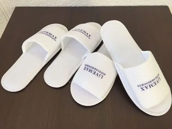Tek Kişilik Oda, Sigara İçilmez
