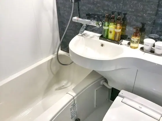 Tek Kişilik Oda, Sigara İçilebilir