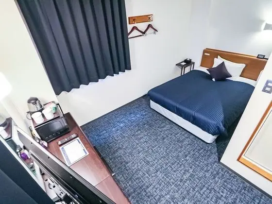 Deluxe Tek Kişilik Oda, Sigara İçilebilir