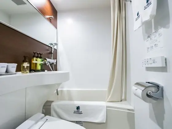 Deluxe Tek Kişilik Oda, Sigara İçilebilir