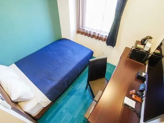 Tek Kişilik Oda, Sigara İçilebilir