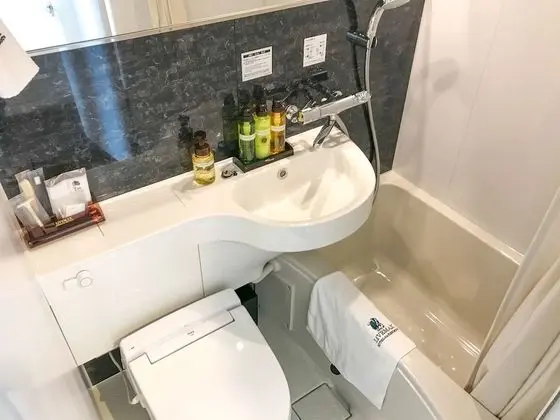 Tek Kişilik Oda, Sigara İçilmez