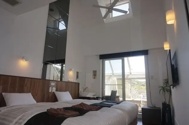 Deluxe İki Ayrı Yataklı Oda, Birden Çok Yatak, Sıcak Su Küveti, Kısmi Deniz Manzarası