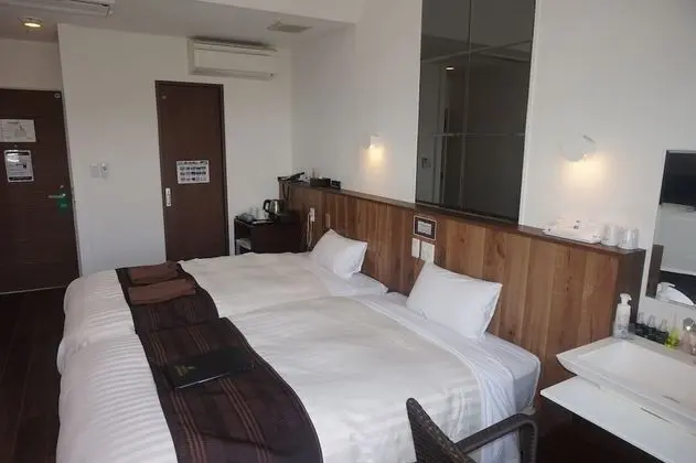 Deluxe İki Ayrı Yataklı Oda, Birden Çok Yatak, Sıcak Su Küveti, Kısmi Deniz Manzarası