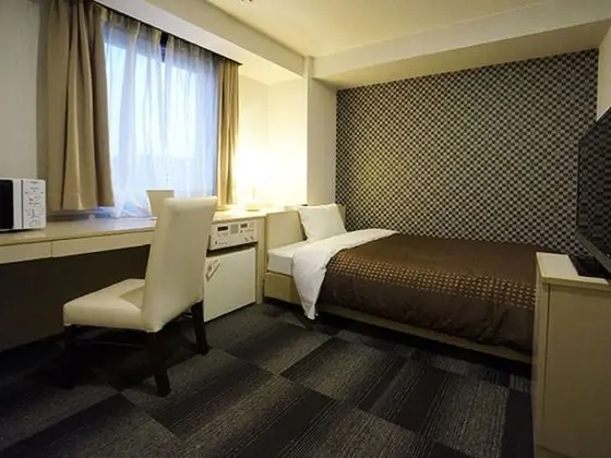 Deluxe Tek Kişilik Oda, Sigara İçilebilir