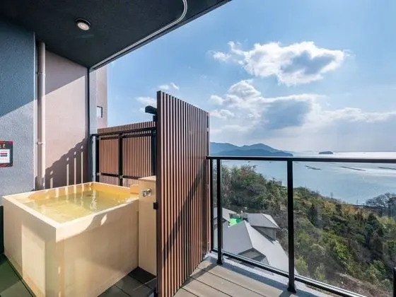 Luxury Tek Büyük veya İki Ayrı Yataklı Oda