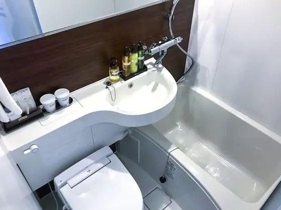 Tek Kişilik Oda, Sigara İçilmez