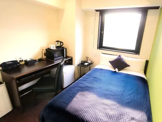 Tek Kişilik Oda, Sigara İçilebilir
