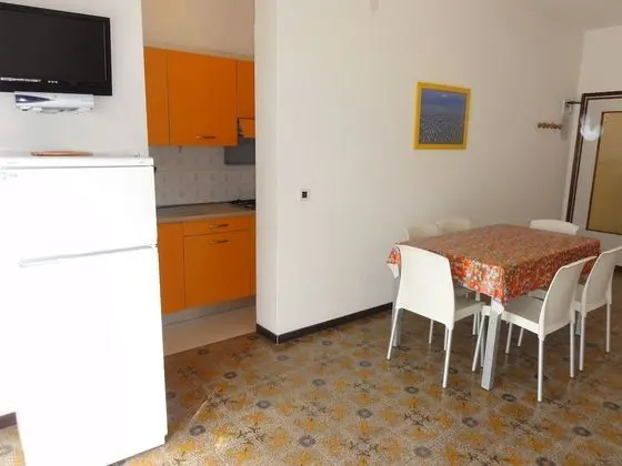 Apart Daire, 2 Yatak Odası (B30027)