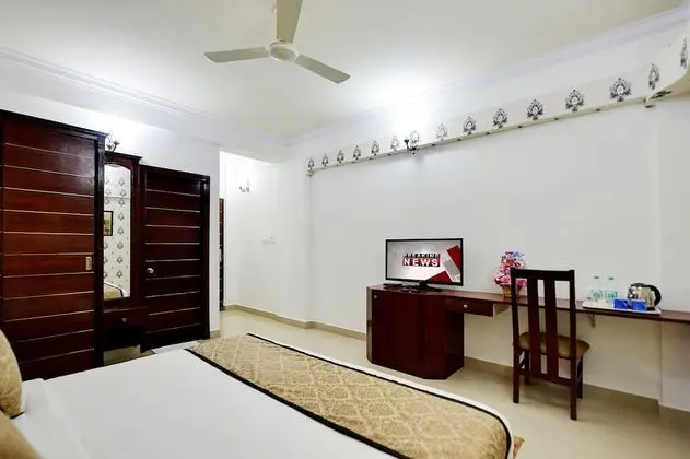 Deluxe Oda, 1 Büyük (Queen) Boy Yatak, Şehir Manzaralı, Zemin Kat