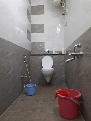 DELUXE TRIPLE A/C ROOM