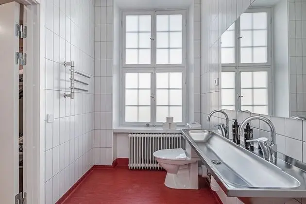 Classic Oda, 1 Büyük (Queen) Boy Yatak