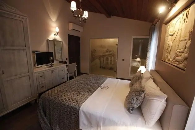 Superior Tek Büyük Yataklı Oda, Bahçe Manzaralı