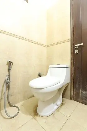 Standard Üç Kişilik Oda, Bahçe Manzaralı