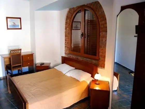 Tek Büyük Yataklı Oda, Balkon