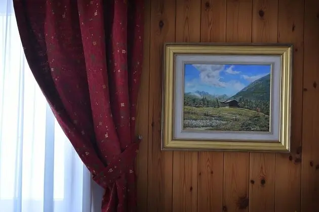 Comfort Tek Büyük veya İki Ayrı Yataklı Oda