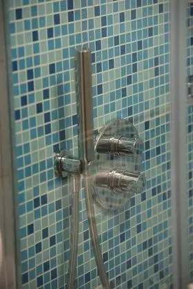 Comfort Tek Büyük veya İki Ayrı Yataklı Oda