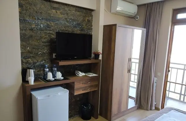 King Room, Balcony