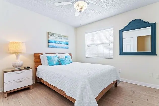Signature Apart Daire, 2 Yatak Odası, Havuz Kullanımı, Plaj Manzaralı