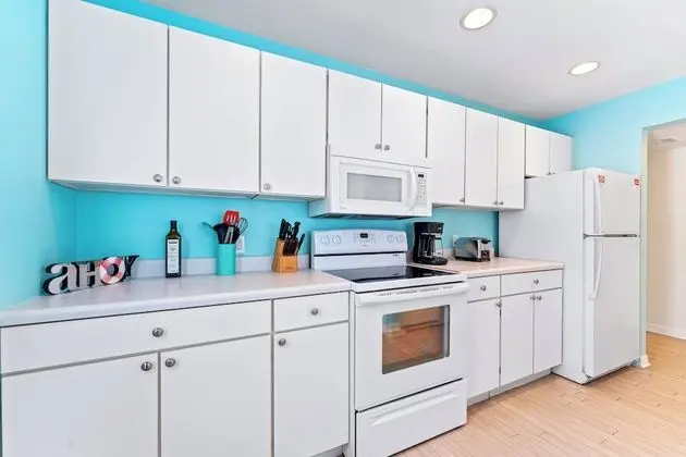 Signature Apart Daire, 2 Yatak Odası, Havuz Kullanımı, Plaj Manzaralı