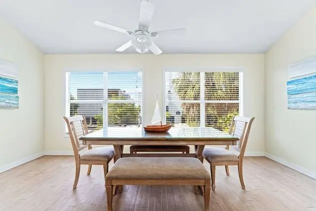 Signature Apart Daire, 2 Yatak Odası, Havuz Kullanımı, Plaj Manzaralı