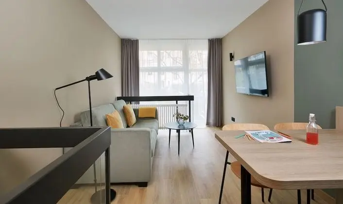 Apart Daire, Veranda