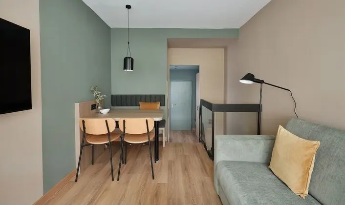 Apart Daire, Veranda