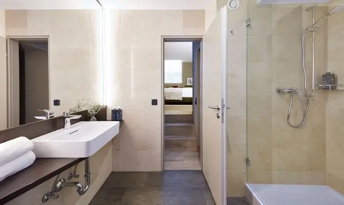 Apart Daire, Veranda