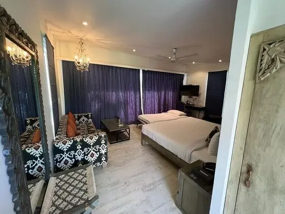 Deluxe Tek Büyük Yataklı Oda