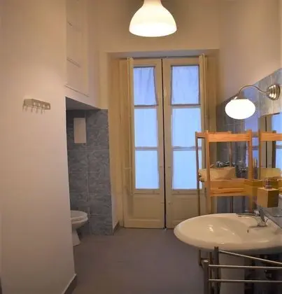 Comfort Üç Kişilik Oda, Balkon, Avlu Manzaralı