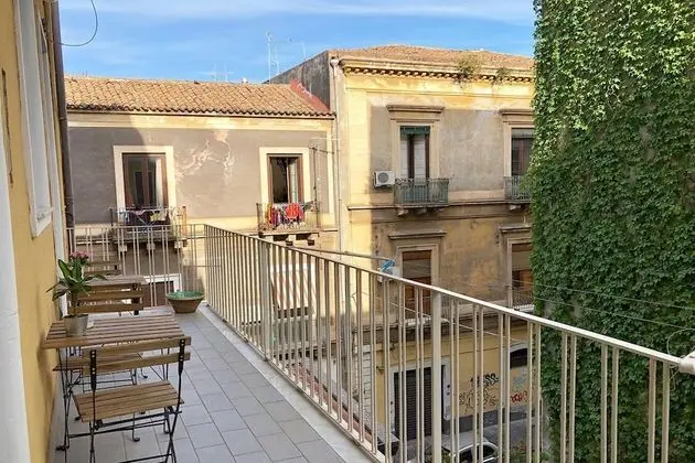 Comfort Üç Kişilik Oda, Balkon, Avlu Manzaralı