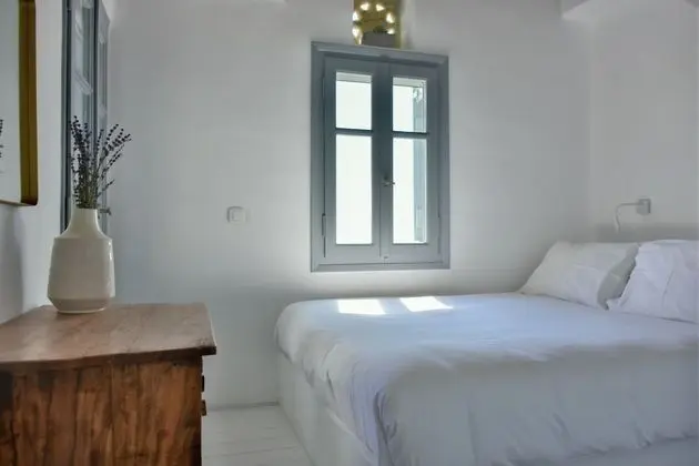 Two Bedroom Traditional House Sea View