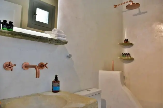 Two Bedroom Traditional House Sea View