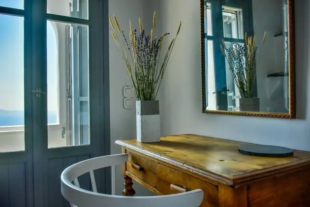 Two Bedroom Traditional House Sea View