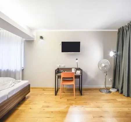 Tek Büyük Yataklı Oda (Studio)