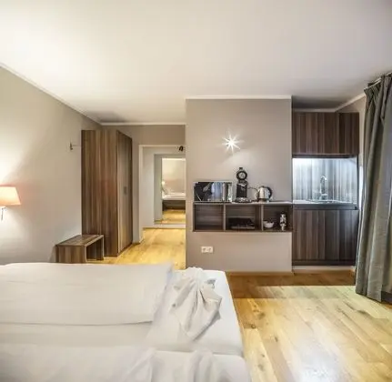 Tek Büyük Yataklı Oda (Studio)