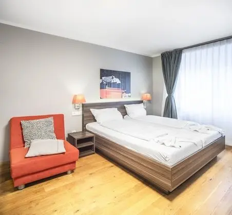 Tek Büyük Yataklı Oda (Studio up to 3)