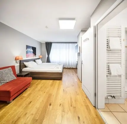 Tek Büyük Yataklı Oda (Studio up to 3)